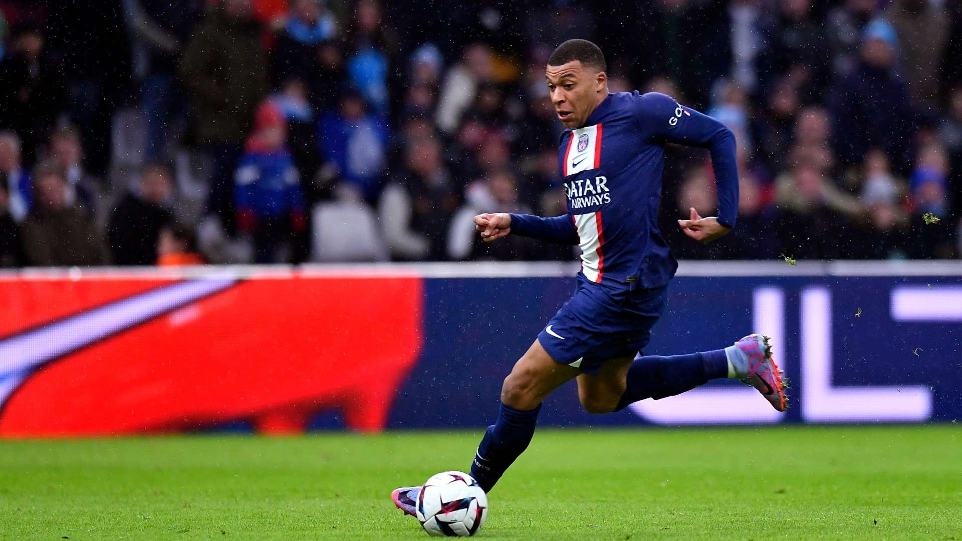 彰显了一位 彰显了一位